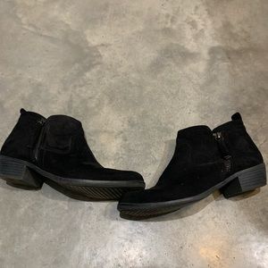Arizona black suede booties. Size 7.5.